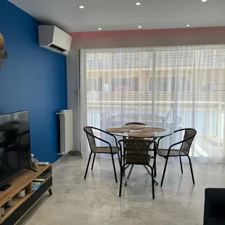 Emplacement De Premier Ordre En Bas Des Plages Et Des Commerces